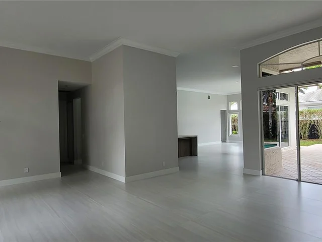 148 NW 108th WAY, Plantation FL 33324