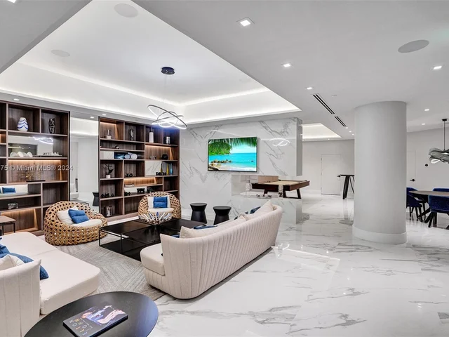 1000 W Island Blvd # 311, Aventura FL 33160