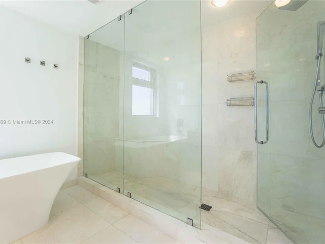 17301 Biscayne Blvd # 207, North Miami Beach FL 33160