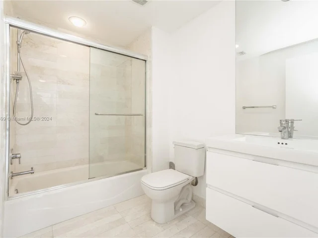 17301 Biscayne Blvd # 207, North Miami Beach FL 33160