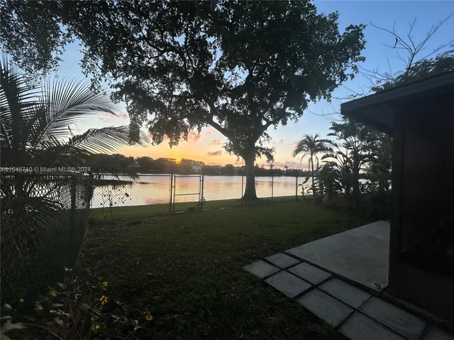 224 NW 106th Ter # 0, Pembroke Pines FL 33026