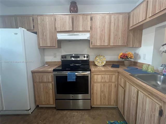 224 NW 106th Ter # 0, Pembroke Pines FL 33026