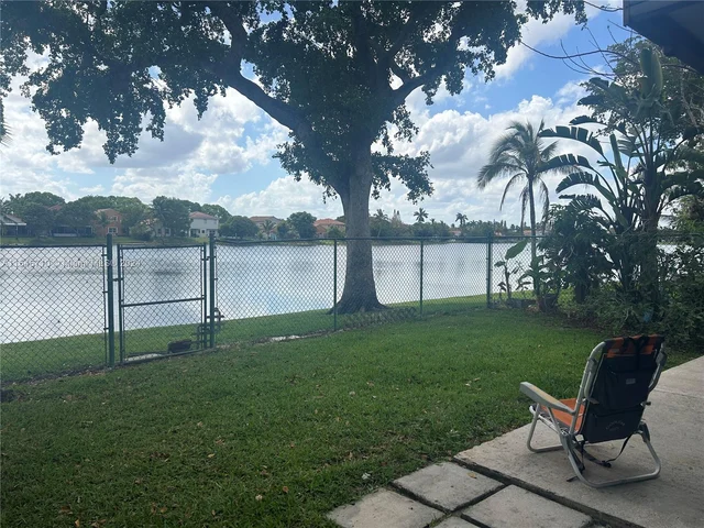 224 NW 106th Ter # 0, Pembroke Pines FL 33026