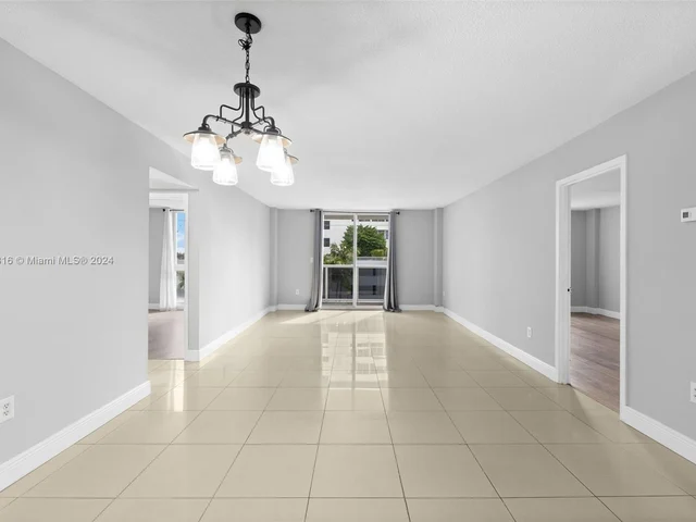 7928 West Dr # 405, North Bay Village FL 33141