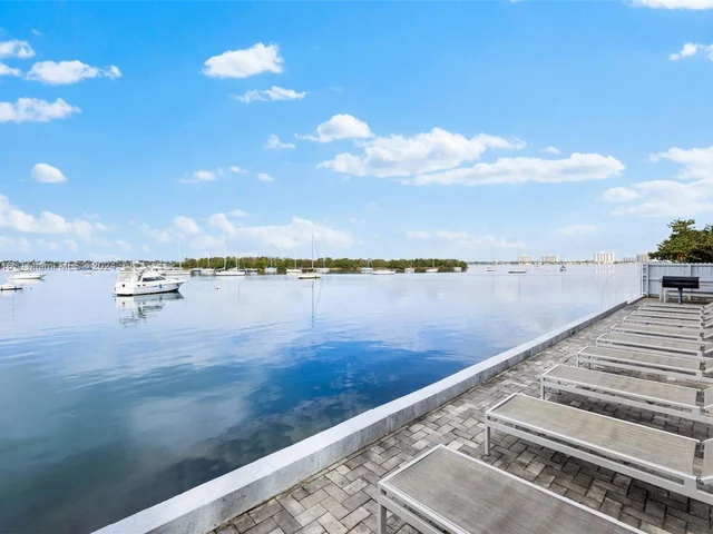 7928 West Dr # 405, North Bay Village FL 33141