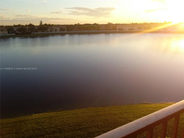 8560 N Sherman Cir # 407, Miramar FL 33025