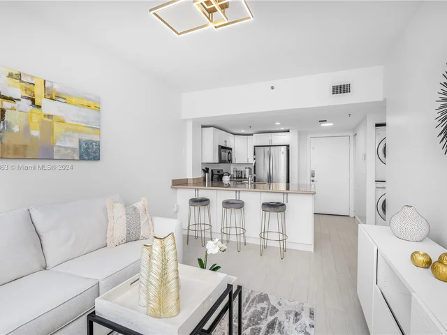 2756 Day Ave # 401, Miami FL 33133