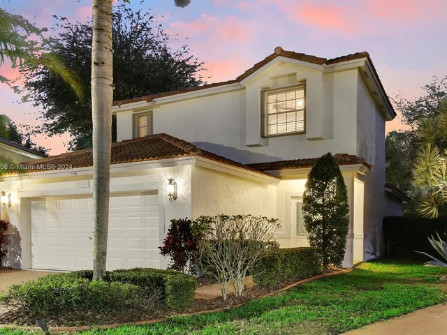 6424 Egret Ave, Coconut Creek FL 33073
