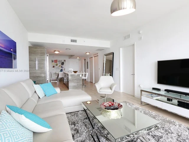 460 NE 28th St # 2305, Miami FL 33137