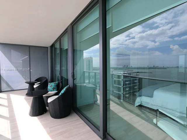 460 NE 28th St # 2305, Miami FL 33137