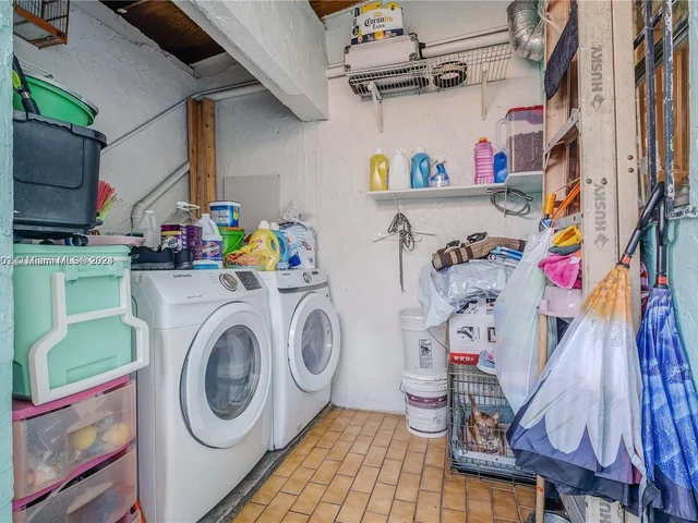 818 W 38th Ter # 20, Hialeah FL 33012