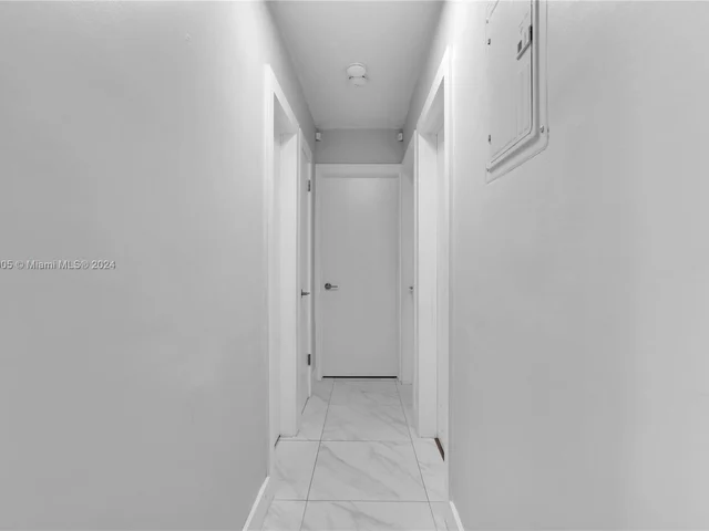 251 SE 8th St, Pompano Beach FL 33060