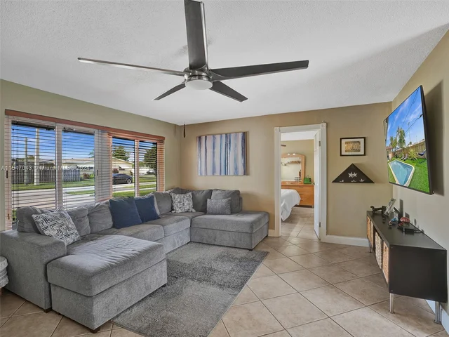 1990 NW 91st Way, Sunrise FL 33322