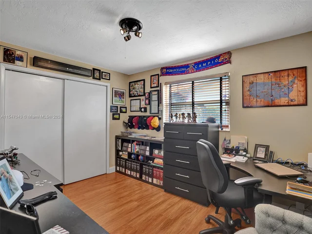 1990 NW 91st Way, Sunrise FL 33322