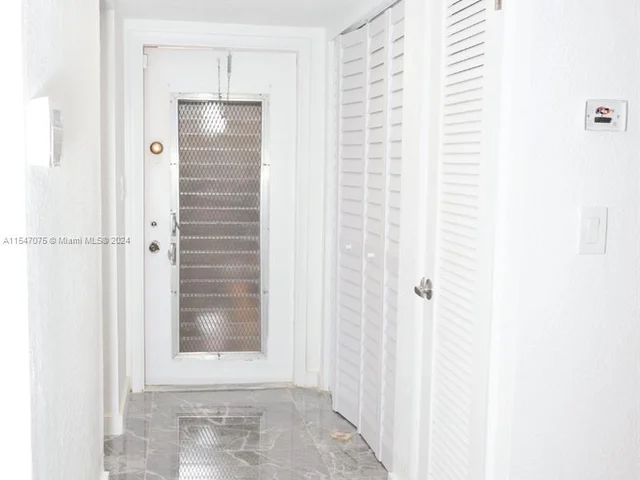 2871 E Sunrise Lakes Dr # 101, Sunrise FL 33322