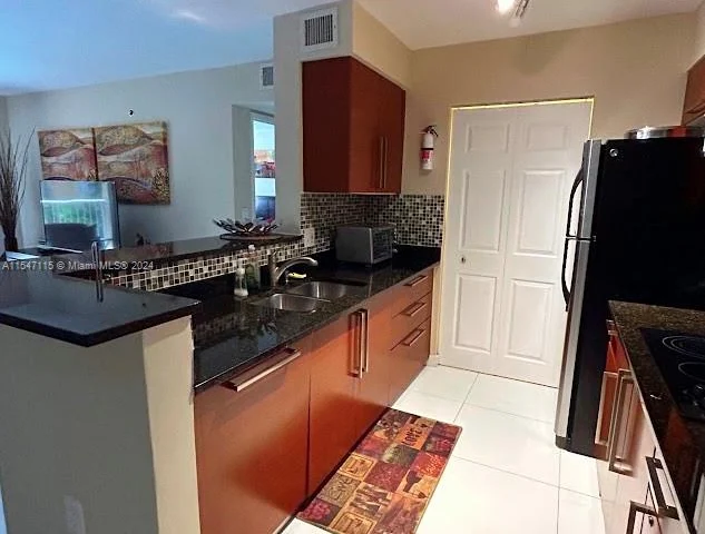 19701 E Country Club Dr # 205, Aventura FL 33180