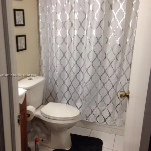 450 Commodore Dr # 315, Plantation FL 33325