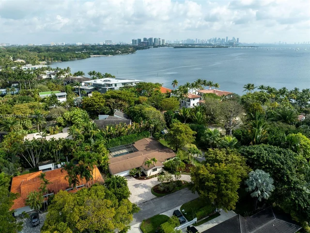 145 S Prospect Dr, Coral Gables FL 33133