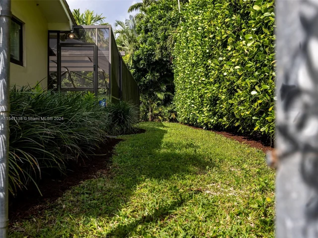 145 S Prospect Dr, Coral Gables FL 33133