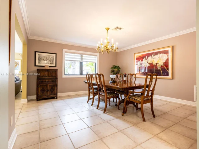 145 S Prospect Dr, Coral Gables FL 33133