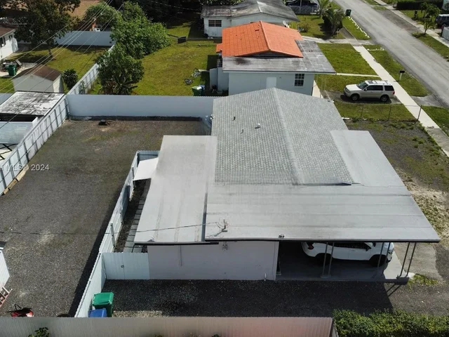 4821 NW 176th St, Miami Gardens FL 33055