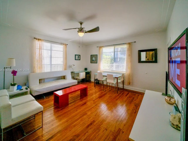 928 Euclid Ave # 1, Miami Beach FL 33139
