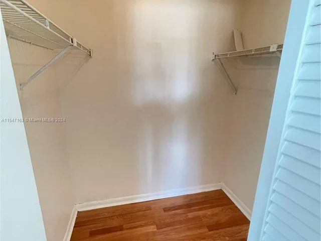 6900 Nova Dr # 204, Davie FL 33317