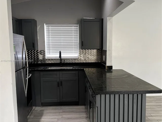 5482 NW 23rd St # 5482, Lauderhill FL 33313