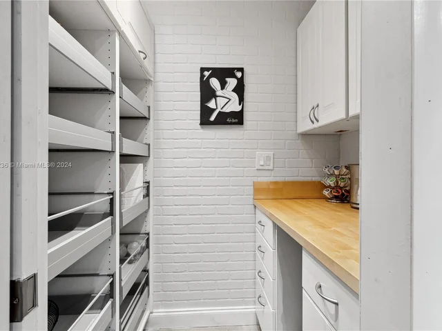 3145 Virginia St # 4, Miami FL 33133