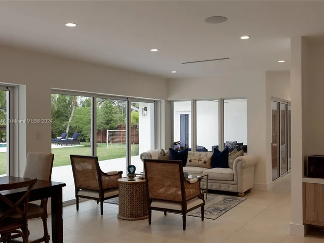 7505 SW 141st St, Palmetto Bay FL 33158