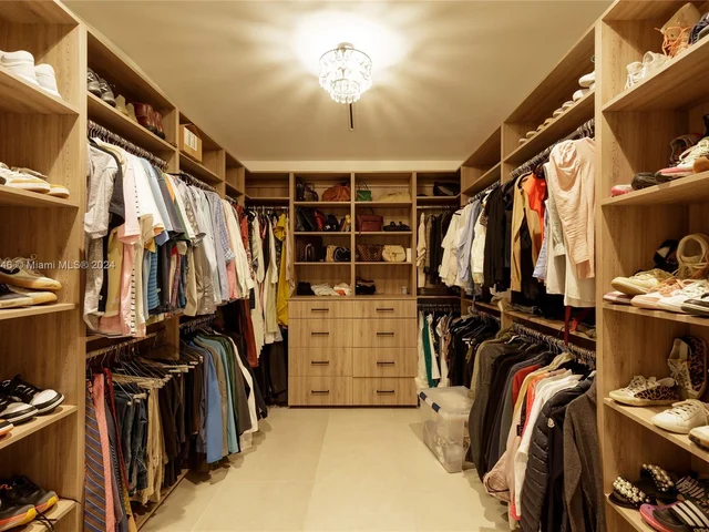 7505 SW 141st St, Palmetto Bay FL 33158