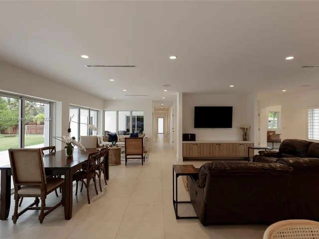 7505 SW 141st St, Palmetto Bay FL 33158