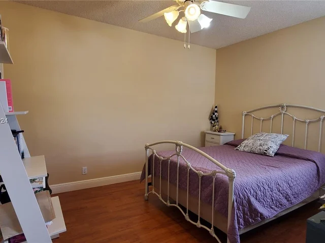 1376 Barcelona Way # 25, Weston FL 33327