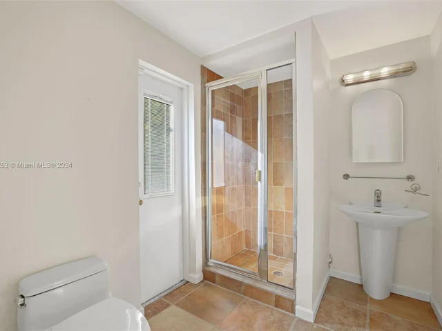 15224 SW 80th Ave, Palmetto Bay FL 33157