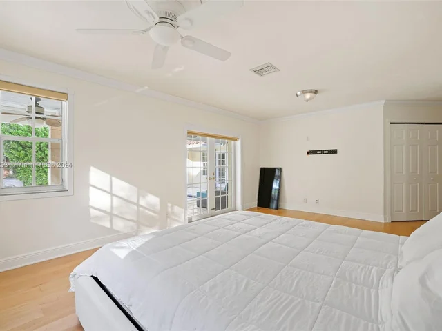 15224 SW 80th Ave, Palmetto Bay FL 33157