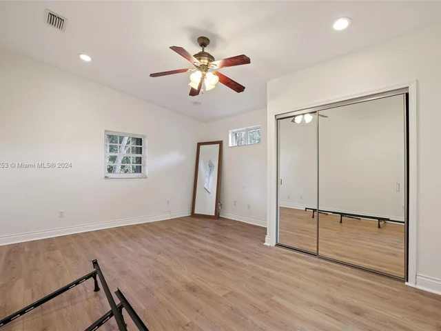 15224 SW 80th Ave, Palmetto Bay FL 33157