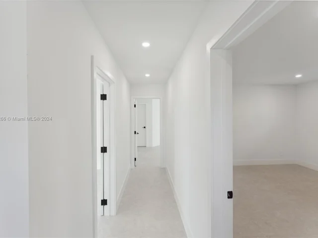 11340 SW 74th Ct, Pinecrest FL 33156