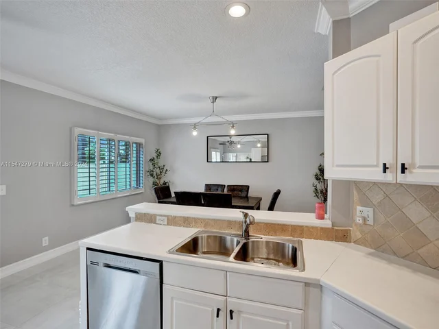 6002 Harbor Isle Way # 513, Tamarac FL 33321