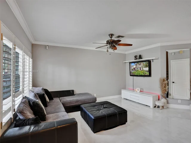 6002 Harbor Isle Way # 513, Tamarac FL 33321