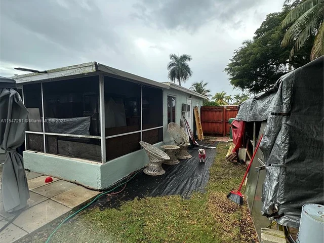 15365 Lincoln Dr, Homestead FL 33033