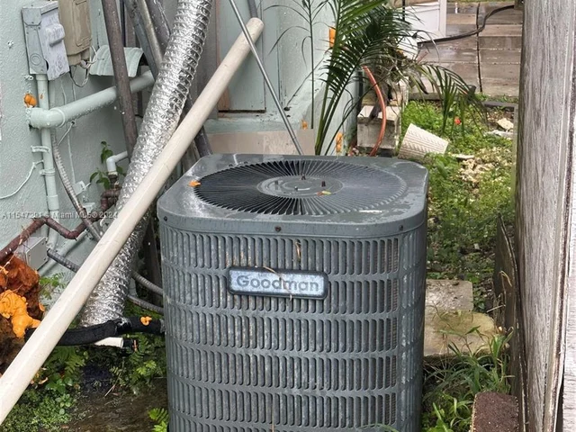 15365 Lincoln Dr, Homestead FL 33033