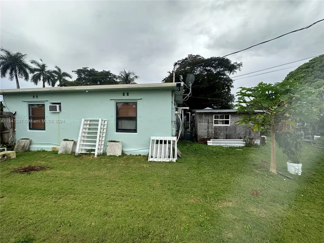 15365 Lincoln Dr, Homestead FL 33033