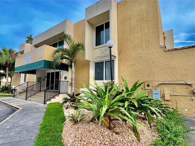 6901 SW 147th Ave # 2E, Miami FL 33193