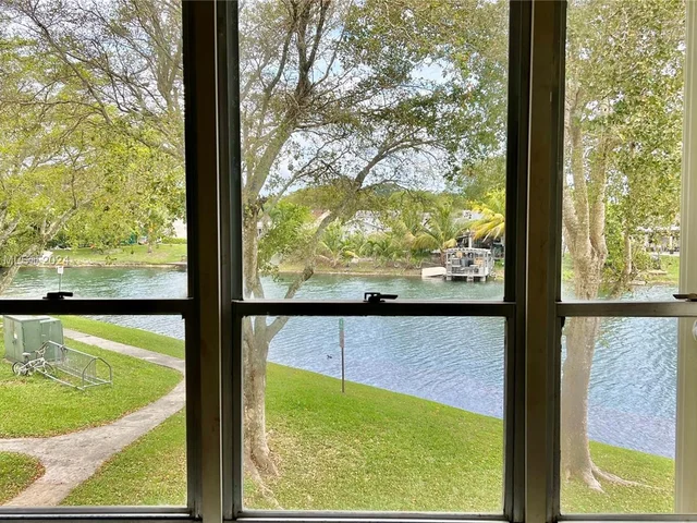 6901 SW 147th Ave # 2E, Miami FL 33193