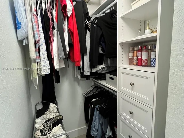 2735 SW 187th Ave, Miramar FL 33029