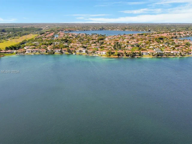 13830 SW 127th Ct, Miami FL 33186