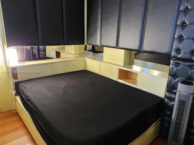 1255 Collins Ave # 206, Miami Beach FL 33139