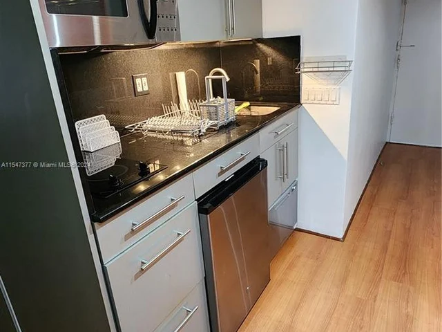 1255 Collins Ave # 206, Miami Beach FL 33139