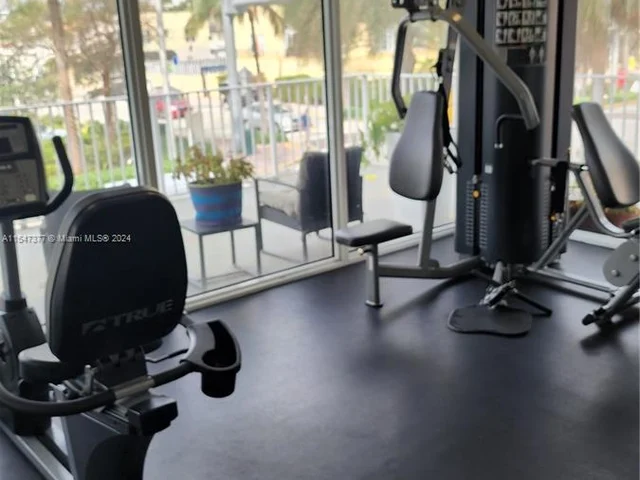 1255 Collins Ave # 206, Miami Beach FL 33139