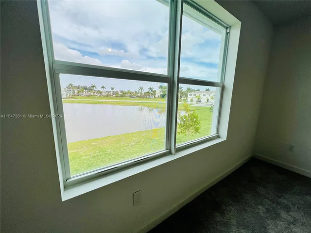 6909 Harbours Edge Ave, Lake Worth FL 33467